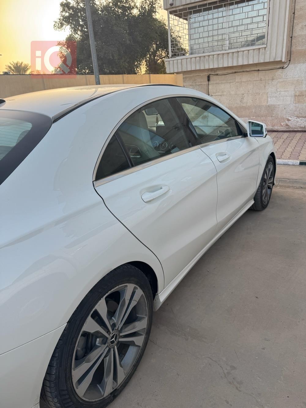 مرسيدس بنز CLA